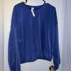 Lululemon perfectly oversized cropped crew
